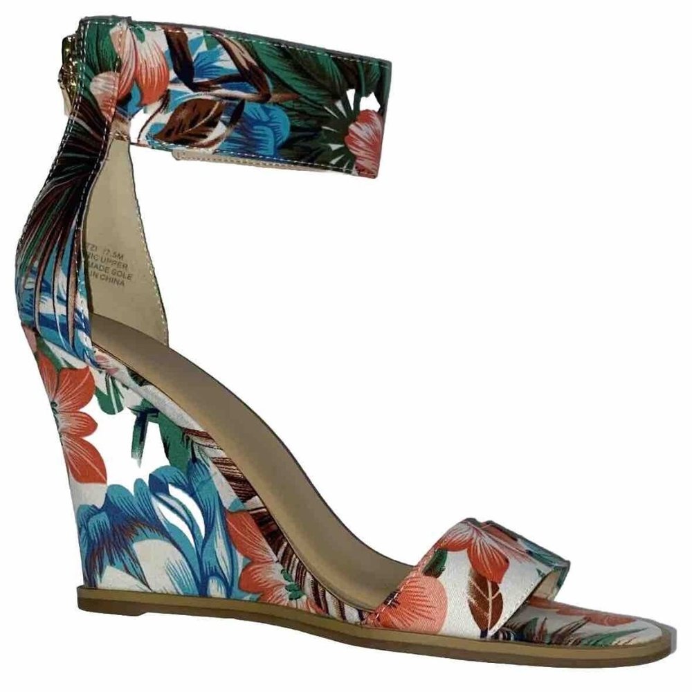 VTG Bakers Sandals 4” High Heel ShoesTropical Wedge Ankle Strap Floral Boho 7.5